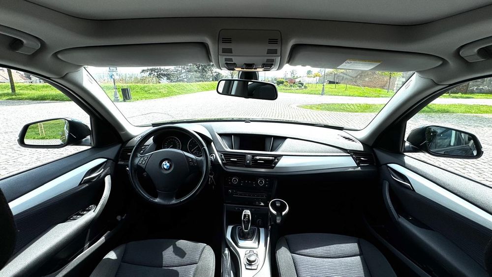 Vând BMW X1 ( XDrive )