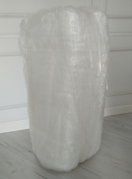 Плёнка воздушно-пузырчатая.