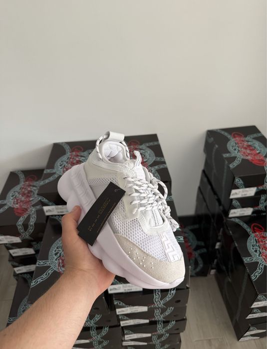 Versace Chain Reaction