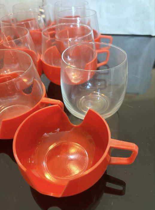 Чисто нови стъклени стъкани подстакани чаши от соц