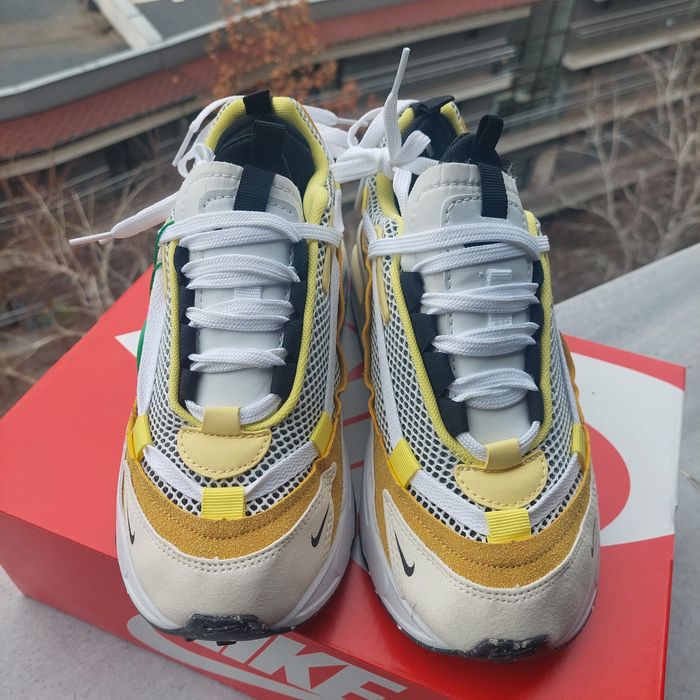 Air Max Furyosa Saturn Gold 39
