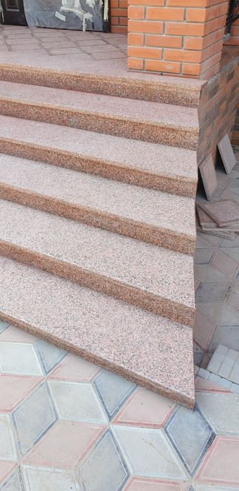 Гранит гранит для лестниц цоколь ступени из гранита