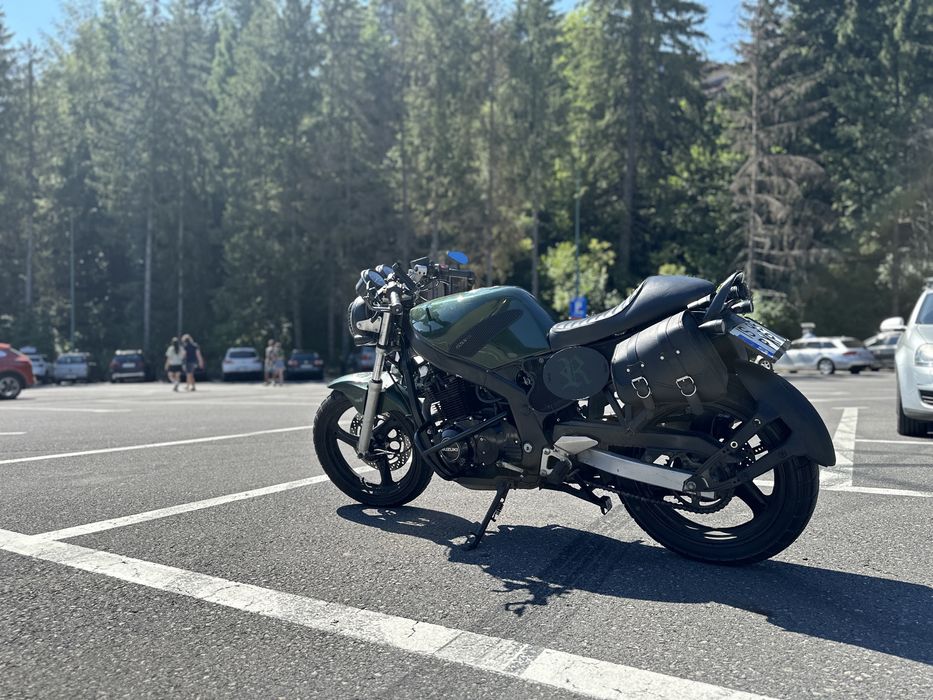 Suzuki GS500 Modificat