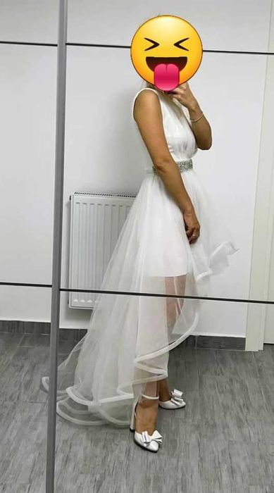 Rochie superbă din tull
