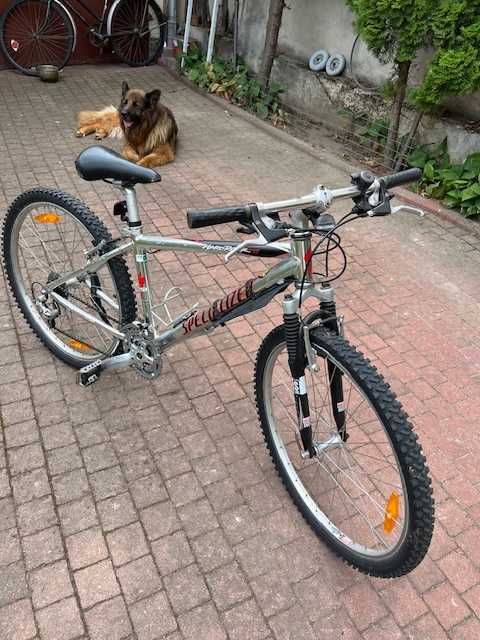 Bicicleta CONAN AFX si  bicicleta Specialized HardRock