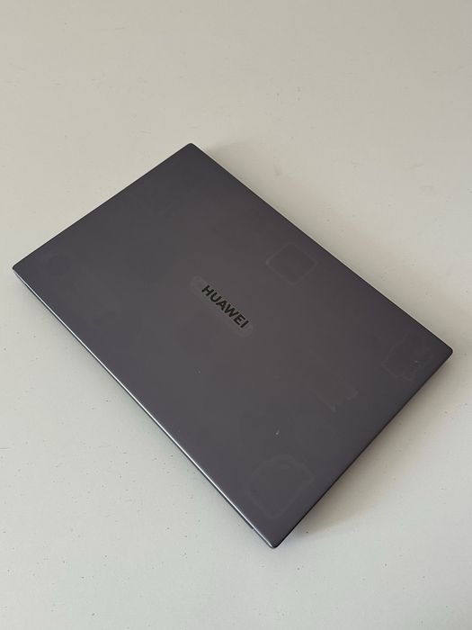 Huawei MateBook D14