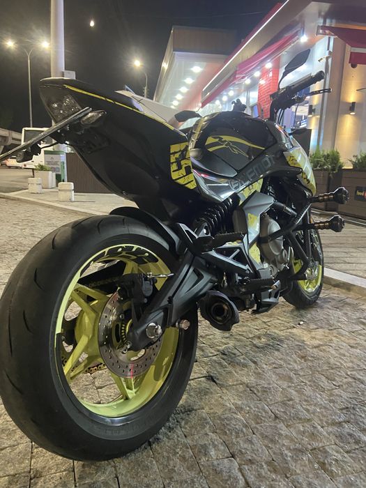 Мотоцыкл cfmoto 650nk