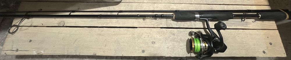 Lanseta Okuma Safina-X Spin+ Mulineta Okuma Zeon ZN 25a