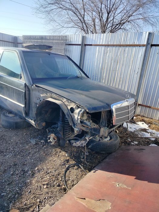 В разбор мерс 190