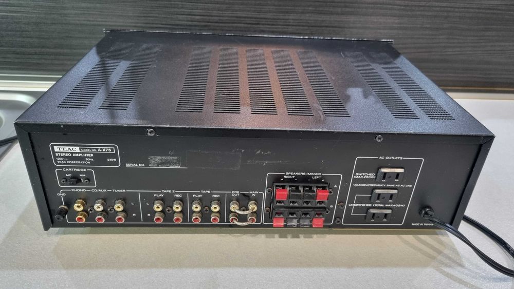 Усилвател TEAC A-X75 DC