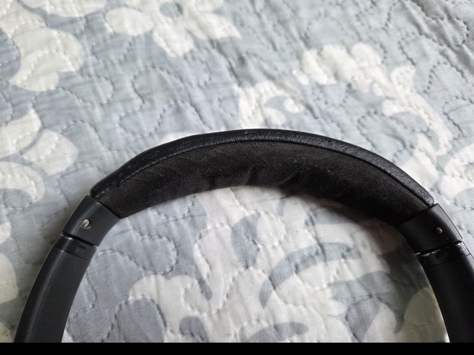 Vand casti bluetooth Bose QC 35