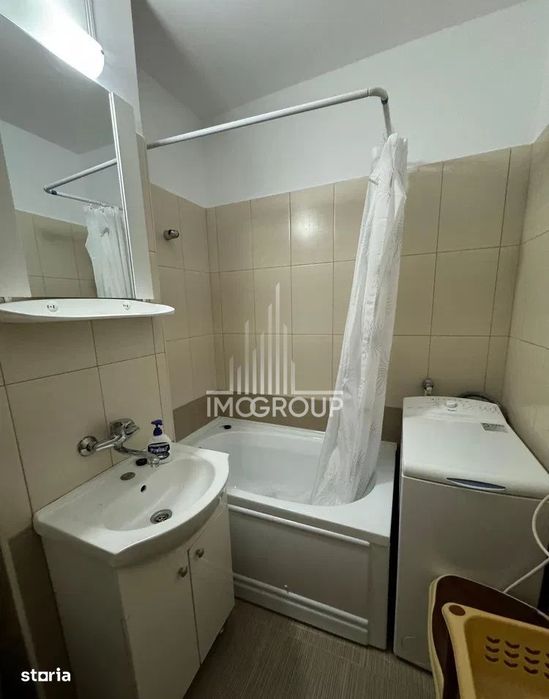 De vanzare – Garsoniera , UMF- Str. Louis Pasteur, Ideala pentru inv