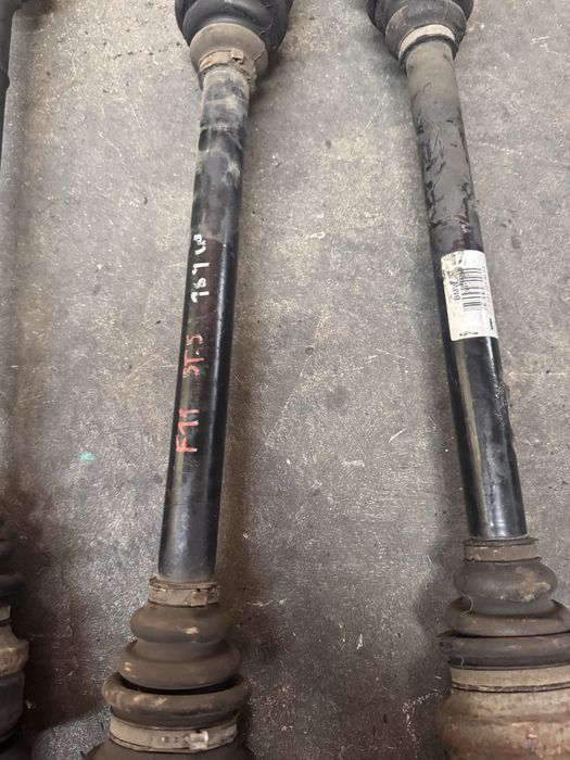 Planetara stanga spate bmw seria 5 f11  cod 7581027
