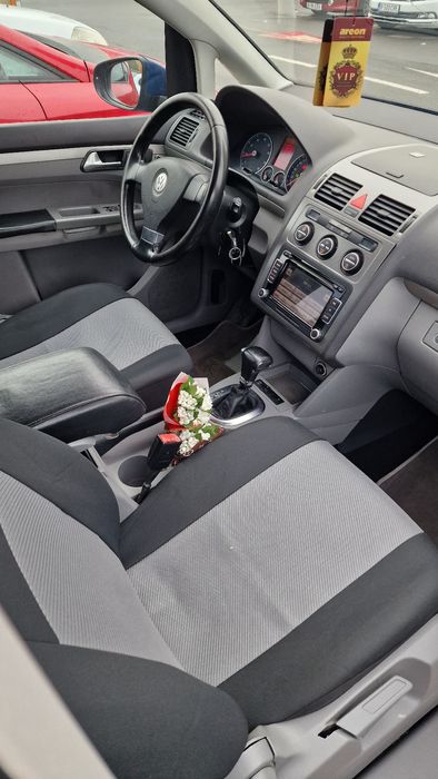 VoLkswagen Turan AutomaT  An 2010 Euro 5 - Proprietar accept orice Tes