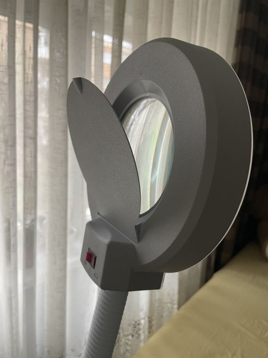 Lampa lumina rece