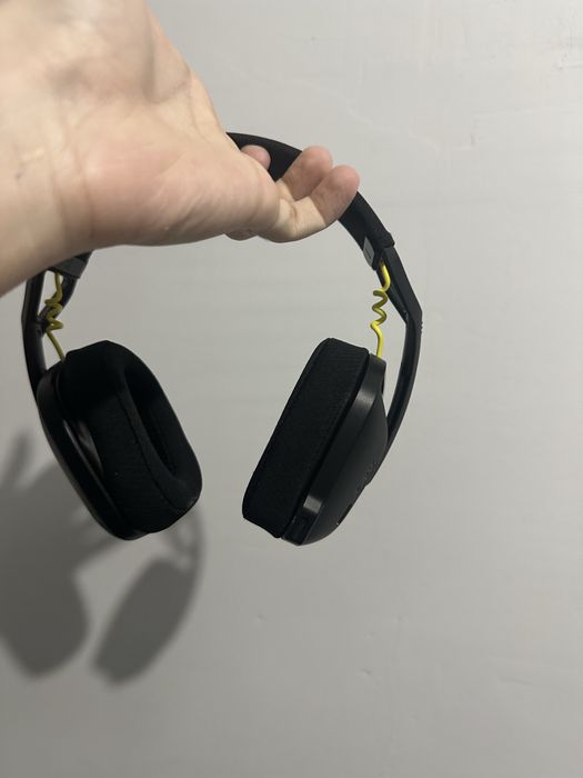 Беспроводные наушники logitech