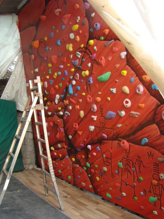 Строительство скалодромов (стенки для скалолазания)