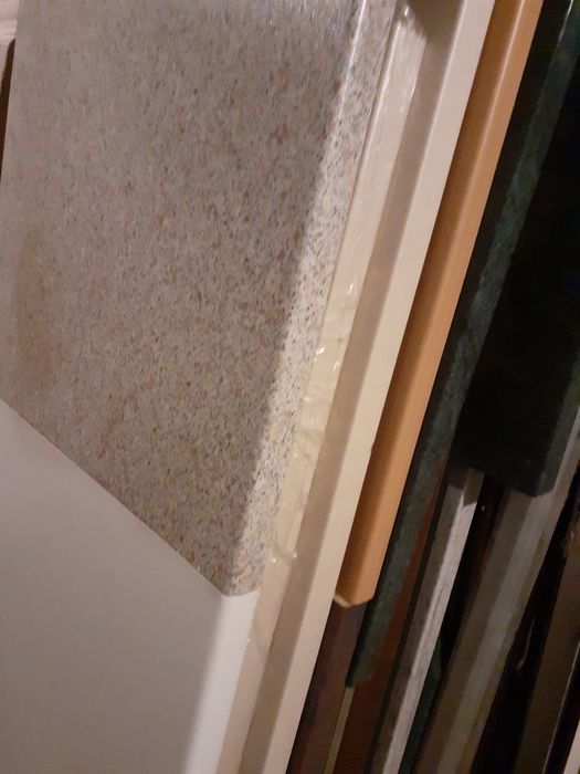 Кухненски плотове нови и употребявани с размери до 60 см. Предлагам и
