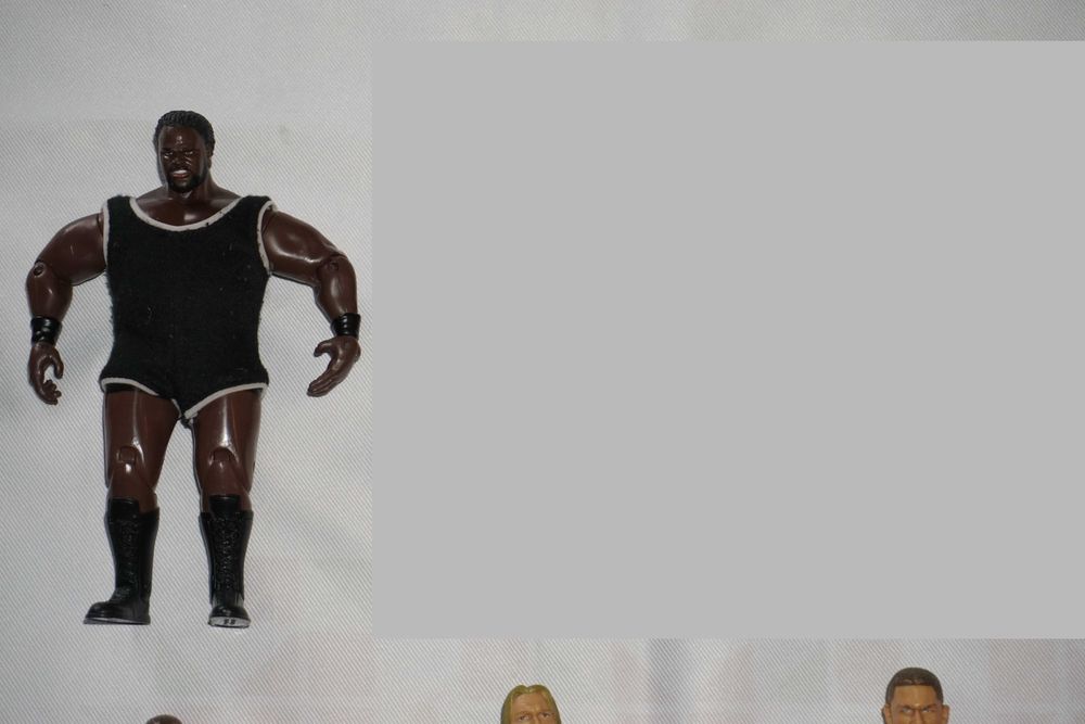 18 Кеч Фигури на Jakks Pacific Torrie Wilson/Matt Hardy/Edge/Sandman