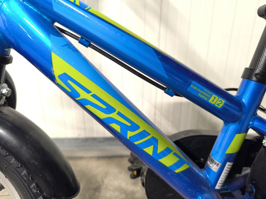 Детски велосипед с помощни колела 12" Sprint Casper