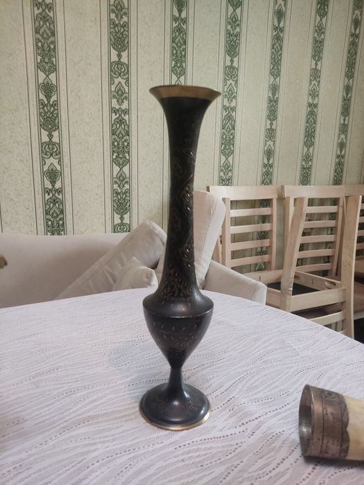 Вазы из бронзы и меди