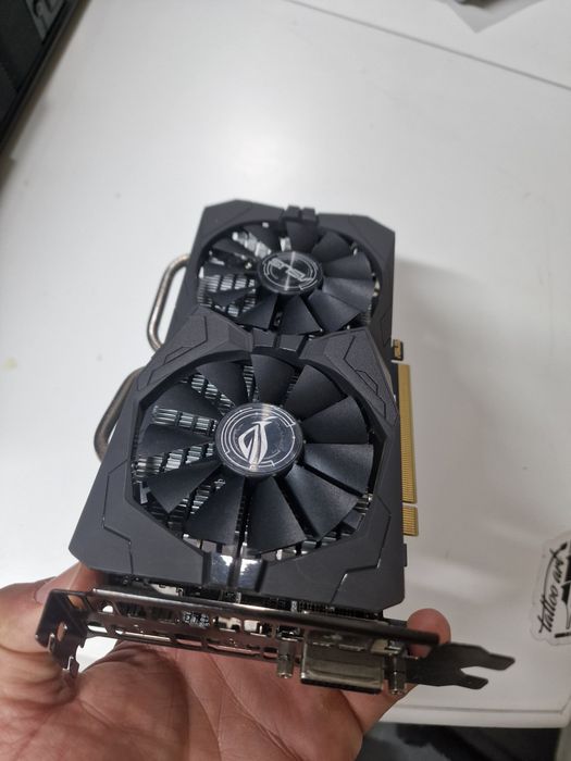 ASUS ROG Strix RX 560 4GB EVO Gaming