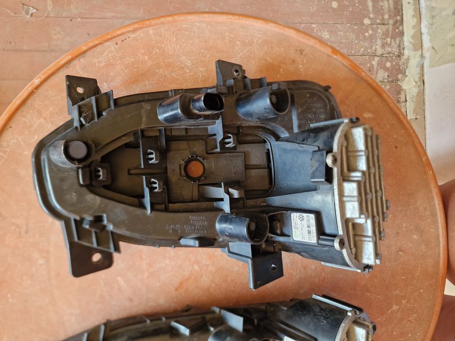 VW T-Roc лява и дясна дневна светлина