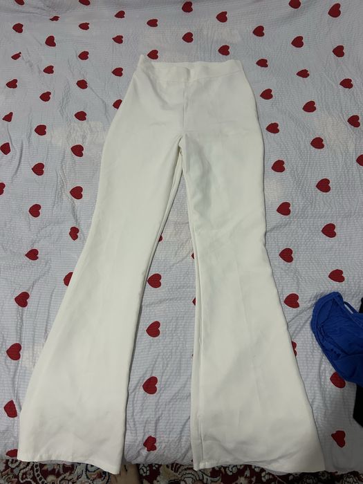 шалбар классически и джинси