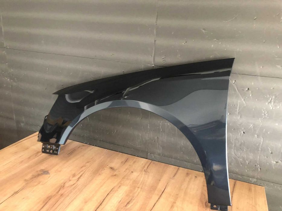 Aripa Fata Stanga VW Passat B6 An 2005-2011 (LC5F (Albastru))