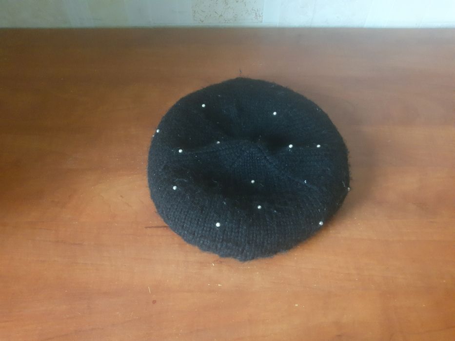 Шапки женские,разные