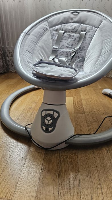 Leagan electric cu vibratii muzica si jucarii Ricokids Gri