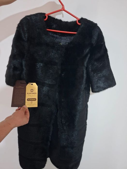 Шуба-жилет новая