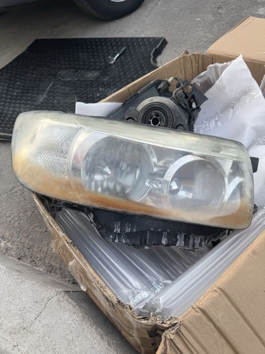 Фары на Subaru Forester SG5 2007