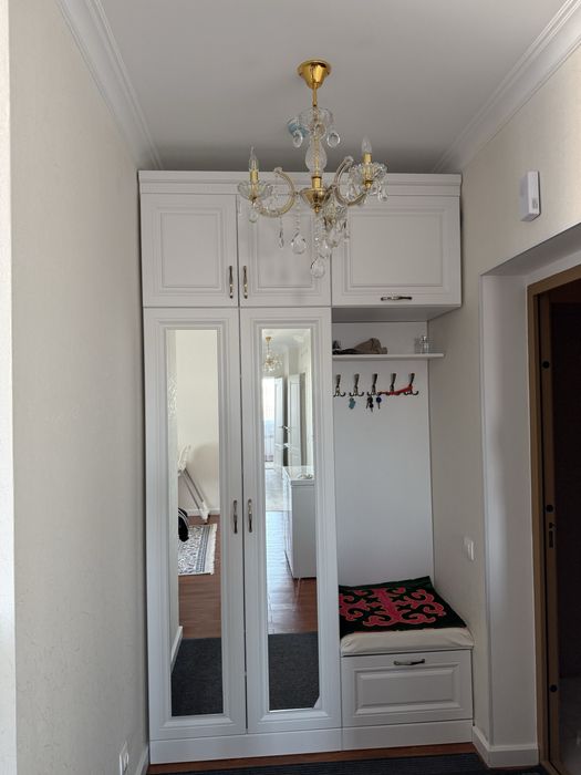 Продам Шкафчик для прихожий