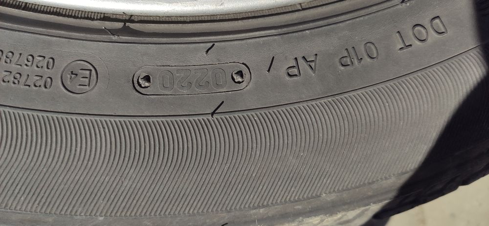 235/55/18 резина летняя