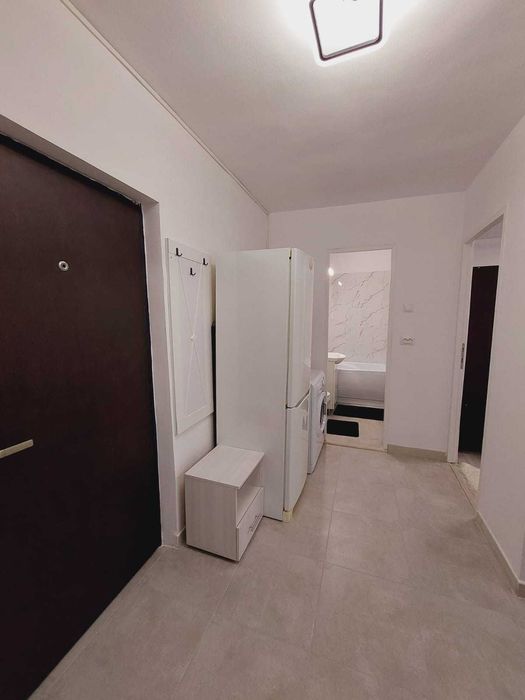 Amenajari interioare zugravit/gletuire/reparati geamuri usi /garduri