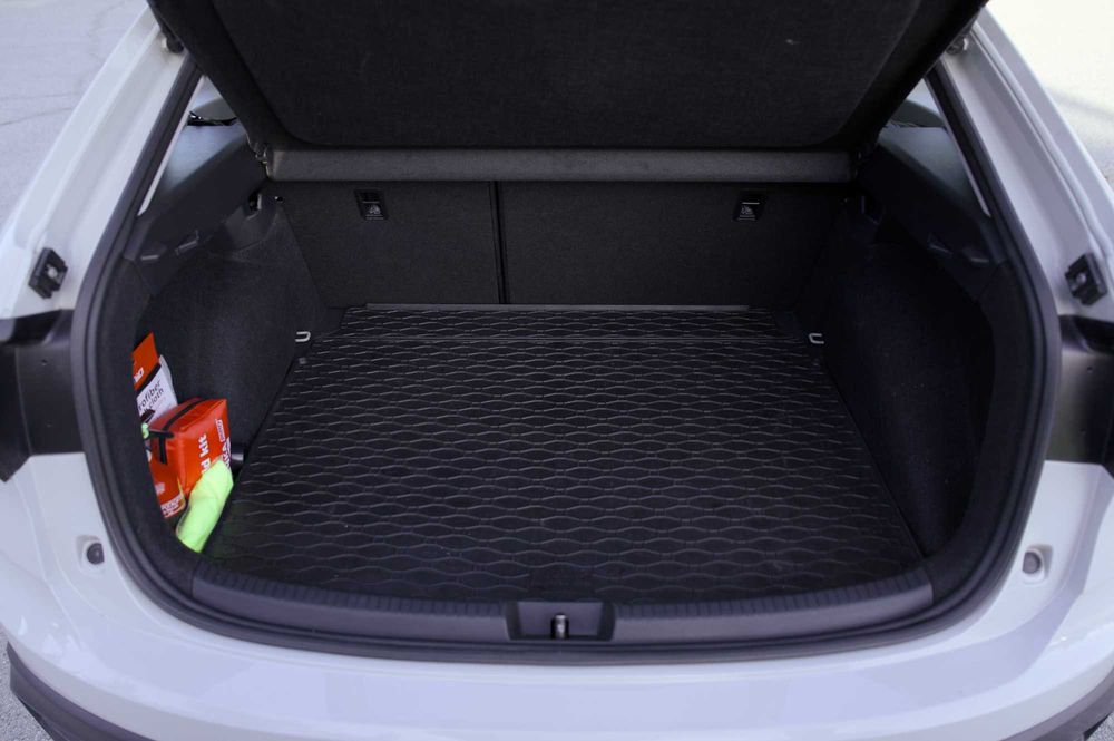 VW Taigo Life 1.0 TSI OPF. В гаранция!