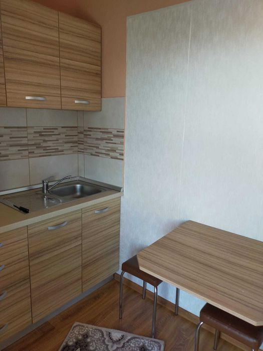 Inchiriez apartament cu 1 camera
