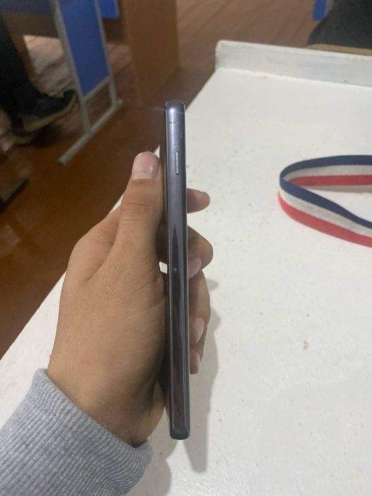 Samsung galaksi s10 2019 narxi 1400ming