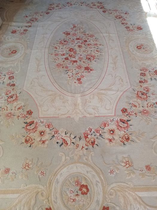 Продам  разные ковры