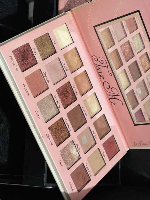 Палетка Tease Me