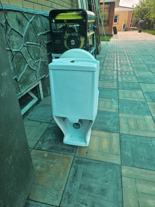 Продам бу унитаз