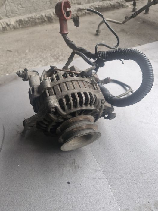 Части за  Нисан Навара D22 133кс Chasti  Nisan Navara