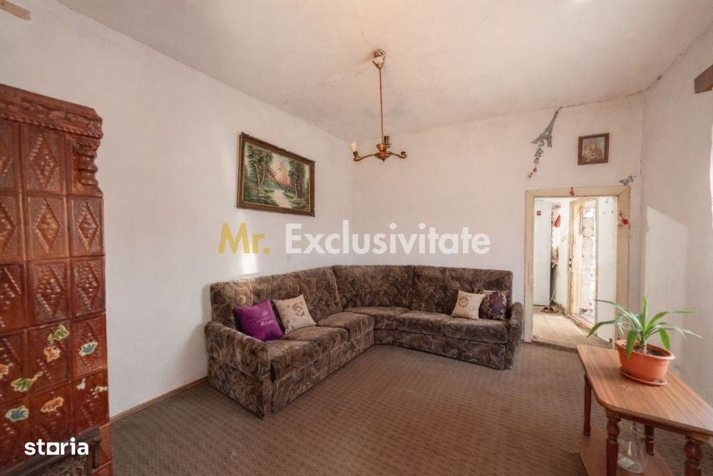 Casa cu potential/ zona Sf Vineri/ 126 mp teren/ Regim urbanistic avan