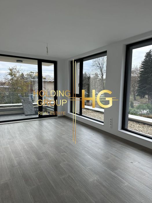 Продава се Двустаен апартамент в к.к. Св.Св. Константин и Елена - 74 кв.м за 3824 €/кв.м - Снимка #3