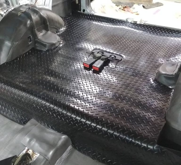 Елочное рулонное покрытие