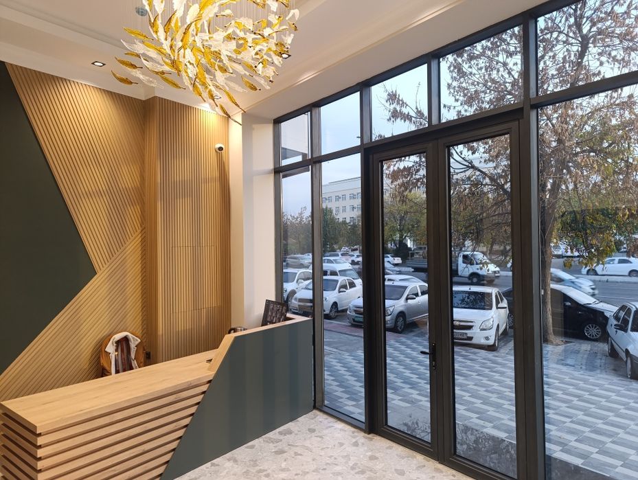 Premium arenda Shayxontohur tumanida 5 qavatli zamonaviy bino