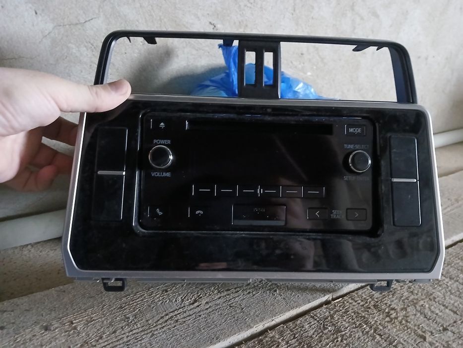 Фары, решетка, магнитола Prado