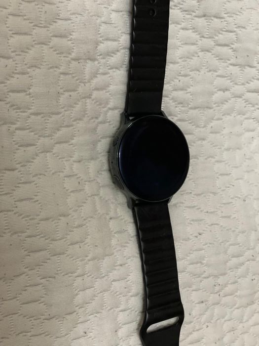 Продается электронные часы