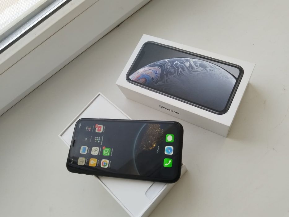 iphone xr 64gb.
